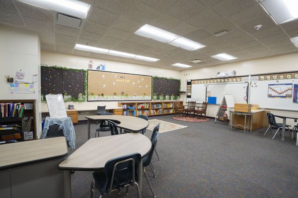 Wakarusa Elementary School