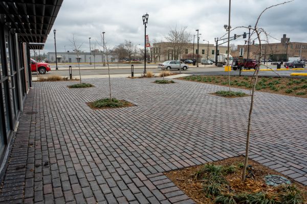 Hibbered Plaza & Streetscape